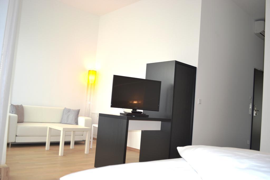 City Hotel Лінц Екстер'єр фото